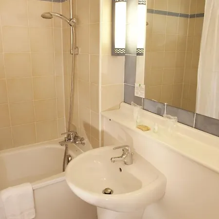 Hotel Campanile Lourdes